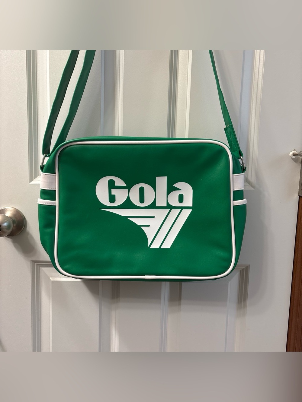 Gola messenger bag